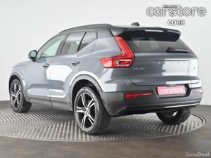 Volvo XC40 Xc40 R-Design T4 Recharge Auto  R-Desig - Image 4