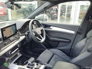 Audi Q5 S-Line Quattro Hybrid - Image 3