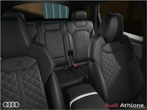 Audi Q7 3.0TFSIe 483BHP quattro Competition Tip-Tr - Image 4