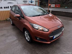 Ford Fiesta 2013 - Image 2