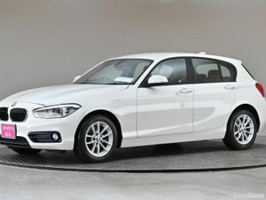 BMW 1-Series 118i AUTO **REVERSE CAM**REAR PARKING - Image 4