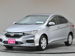 Honda Grace 1.5 HYBRID 4DR AUTO **REVERSE CAM** - Image 3