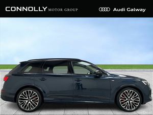 Audi Q7 S-LINE TFSIE QUATTRO 381BHP AUTO BLACK PAC - Image 4