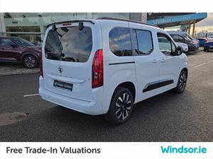 Vauxhall Combo Life Ultimate EV 50kWh - Image 3