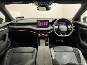 Skoda Superb Sportline DSG 2.0TDI 150BHP - Reversi - Image 4