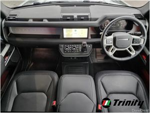 Land Rover Defender ** 6 SEAT ** X-DYNAMIC SE ** P - Image 2