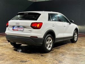 Audi Q2 1.0 TFSI - FACTORY ALLOYS - CRUISE CONTROL - Image 4