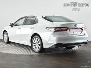 Toyota Camry 2.5 Hybrid Auto - Image 4