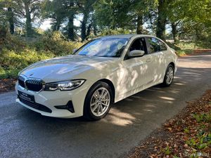 211 BMW 330E AUTOMATIC LOW KMS ALPINE WHITE - Image 2