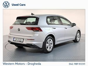 Volkswagen Golf Life 2.0 TDI 115HP *REDUCED* - Image 4