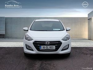 Hyundai i30 1.6 Diesel Deluxe Plus - Image 4