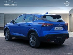 Nissan Qashqai 1.3 PET MILD HYBRID SV - Image 4