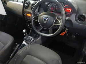 Dacia Duster 1.5 dCi 110 SIGNATURE - Image 4