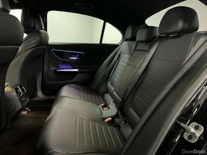 Mercedes-Benz C-Class 200d AMG - 19 Inch Alloys - - Image 4