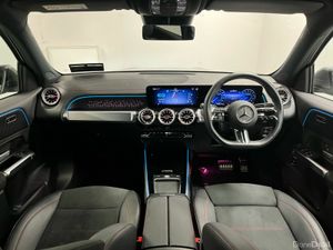 Mercedes-Benz EQB 300 AMG 4Matic - Reversing Camer - Image 2