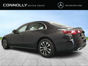 Mercedes-Benz E-Class E 220 D A/T Avantgarde - Image 4