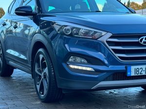 Hyundai Tucson 1.7 D Executive SE - Image 4