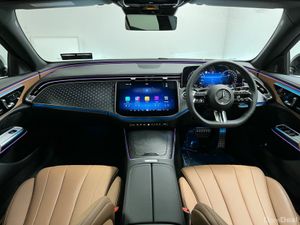 Mercedes-Benz E-Class 300e AMG - Reversing Camera - Image 4