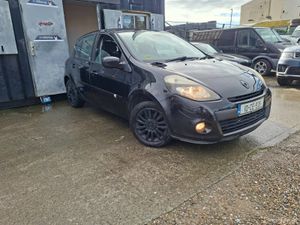 🦏 Renault Clio 2010.Nct and tax.top spec 🦏 - Image 3