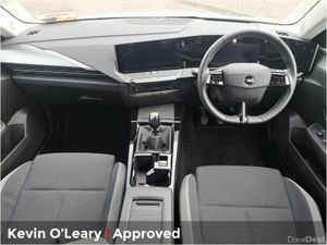 Opel Astra 1.2T SC - Image 2