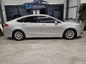 17 FORD MONDEO ZETEC 2.0 DIESEL - Image 3
