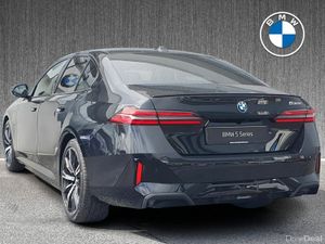 BMW 5-Series 530e M Sport Pro - Image 2