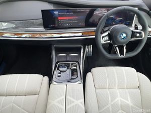 BMW 7-Series M760e xDrive 7 Series - Image 4
