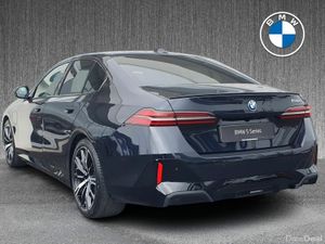 BMW 5-Series 530e M Sport Pro - Image 2