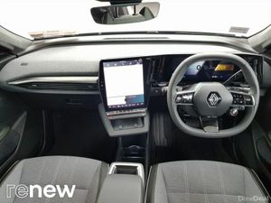 Renault Scenic E-Tech E-Tech 87kWh 220hp techno - Image 2