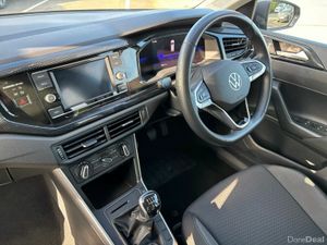 Volkswagen Polo LIFE 1.0 95HP MANUAL - Image 3