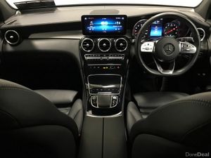 Mercedes-Benz GLC GLC300 e 4Matic AMG Line - Image 4