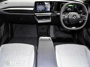 Renault Megane E-Tech EV60 220hp Techno - Image 2