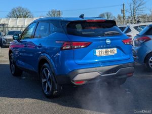 Nissan Qashqai 1.3i M/Hyb SV Premium 2 Tone *PRICE - Image 4