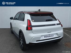 Renault 5 E-Tech Techno 52kwh - Image 2