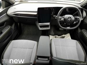 Renault Megane E-Tech TECHNO 60 KWH GSR2 - Image 3