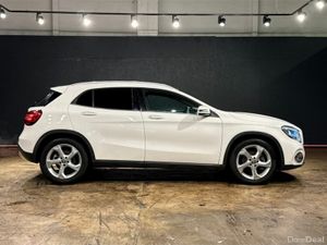 Mercedes-Benz GLA AUTOMATIC - FULL BLACK LEATHER U - Image 3