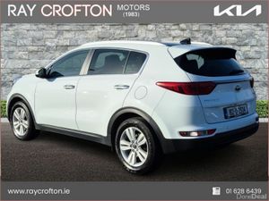 Kia Sportage 1.7 PLATINUM - Image 4