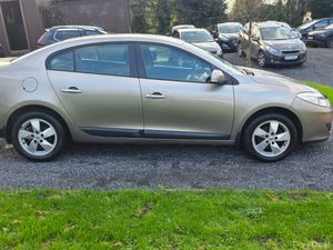 Renault Fluence 2013 - Image 2