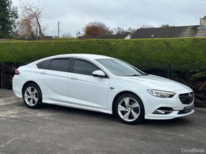 2018 Vauxhall Insignia 2.0d  Vxline £13800 inc Vrt - Image 2