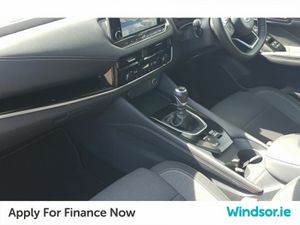 Nissan Qashqai 1.3 PET MILD HYBRID SV PREMIUM - Image 4