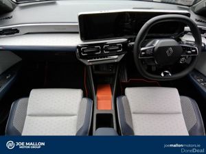 Renault 5 Roland Garros 52kWh 150hp - Image 4