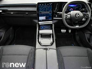 Renault Austral Techno Esprit Alpine E-Tech Full H - Image 3