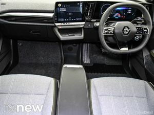 Renault Megane E-Tech Techno EV60 220hp - Image 3