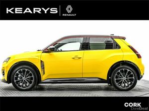 Renault 5 Iconic 40kWh 120hp Order Your 261 Today! - Image 4