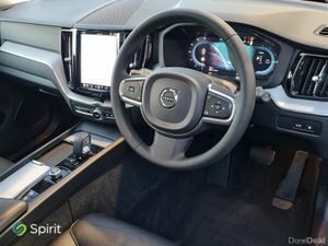 Volvo XC60 T6 Recharge 4WD PHEV 350hp - Image 4