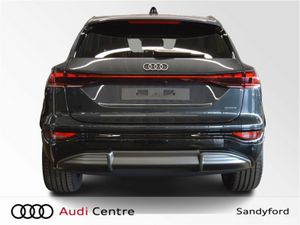 Audi Q6 e-tron LAUNCH EDITION Sunroof - Image 4