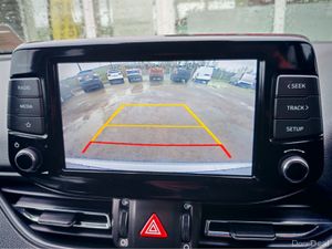 HYUNDAI I30 I 30 DELUXE 5DR PETROL - Image 4