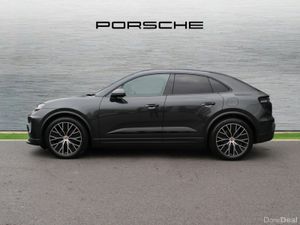 Porsche Macan 4 Electric - Image 4