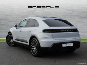 Porsche Macan 4 Electric - Image 3