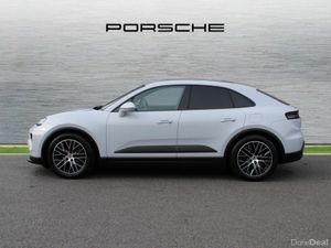 Porsche Macan 4 Electric - Image 4